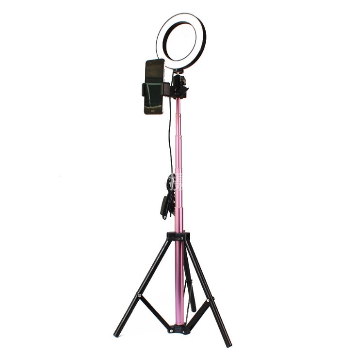 USB-powered ring light for selfies and livestreaming